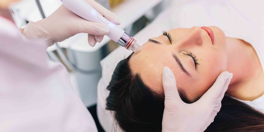 HydraFacial Consultation for Skin Hydration and Radiance